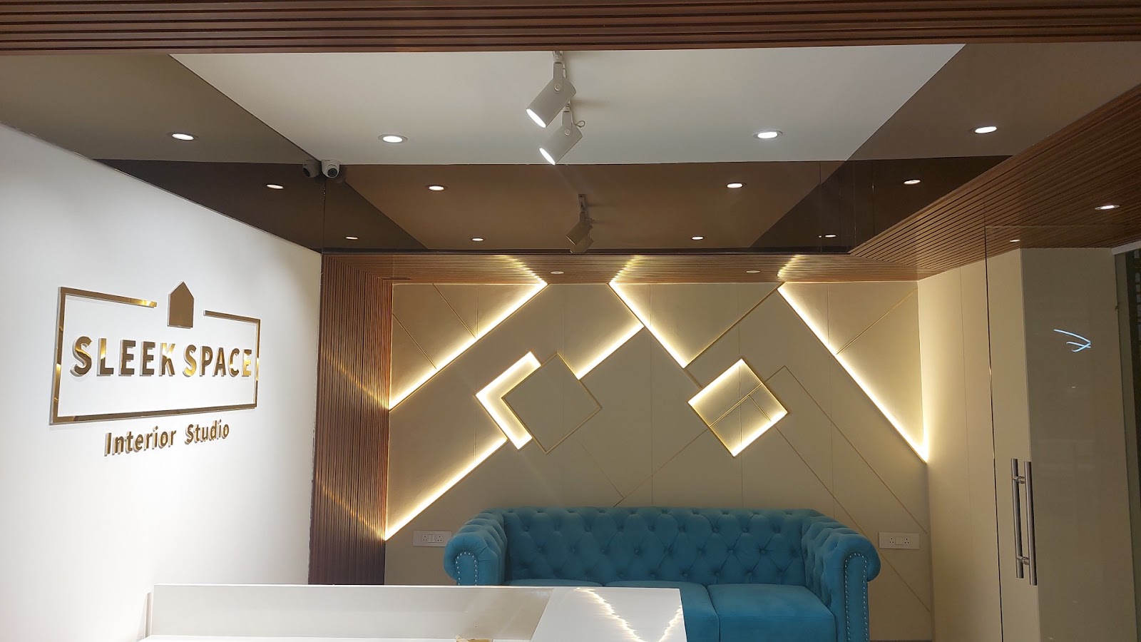 SLEEK SPACE INTERIOR STUDIO interior