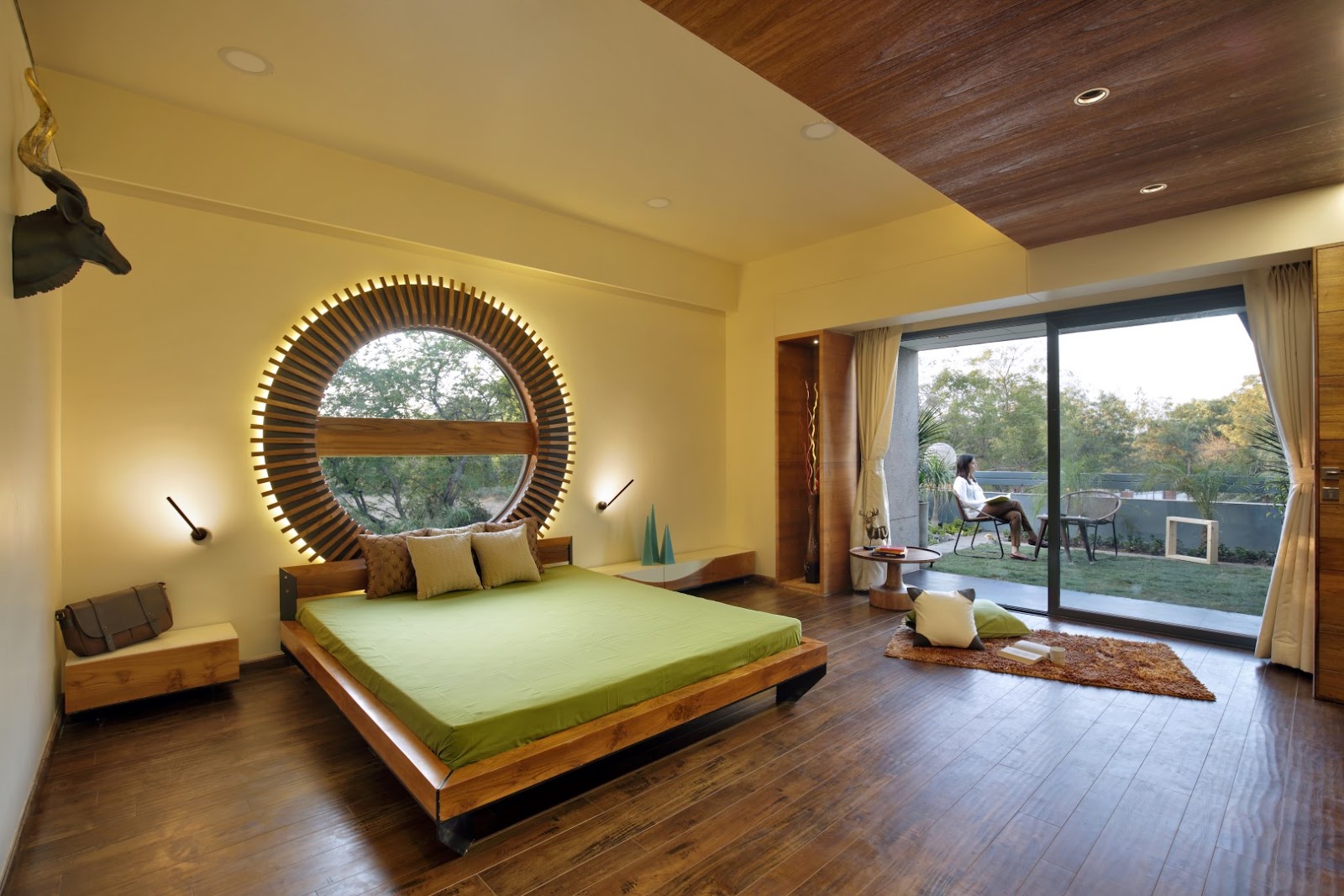 Gozelo Designs: Interior Designers