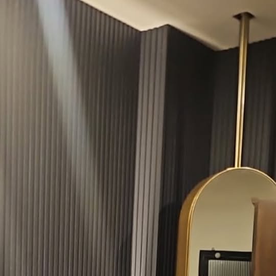 Mirrorwalla on Instagram