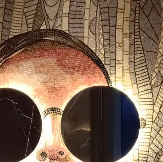 Mirrorwalla on Instagram