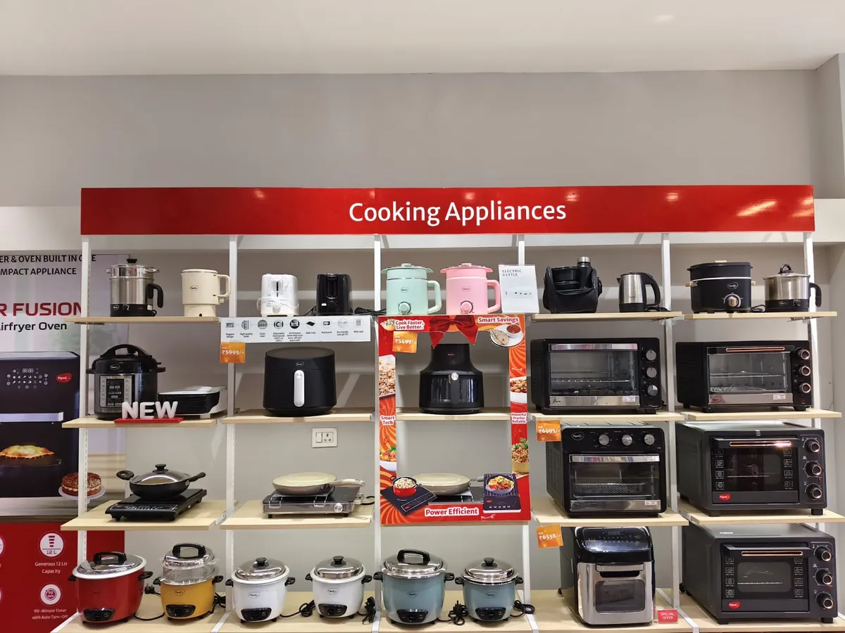 Pigeon Exclusive Store - Nasbandi Colony, Ghaziabad | Chimneys, Hobs, Cast Iron Cookware & More project 1