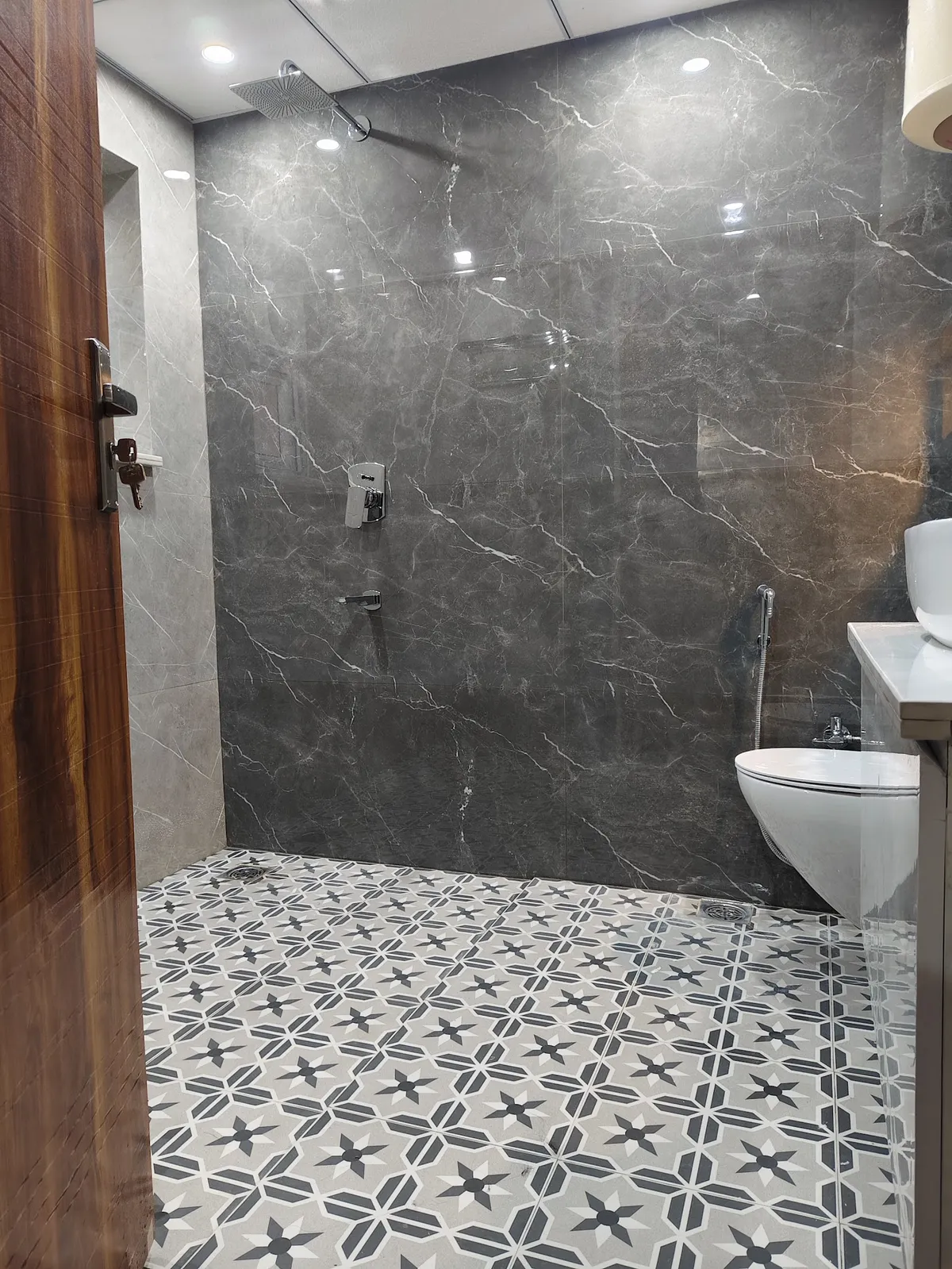 Unique shyam interior — interior design portfolio in Ghaziabad