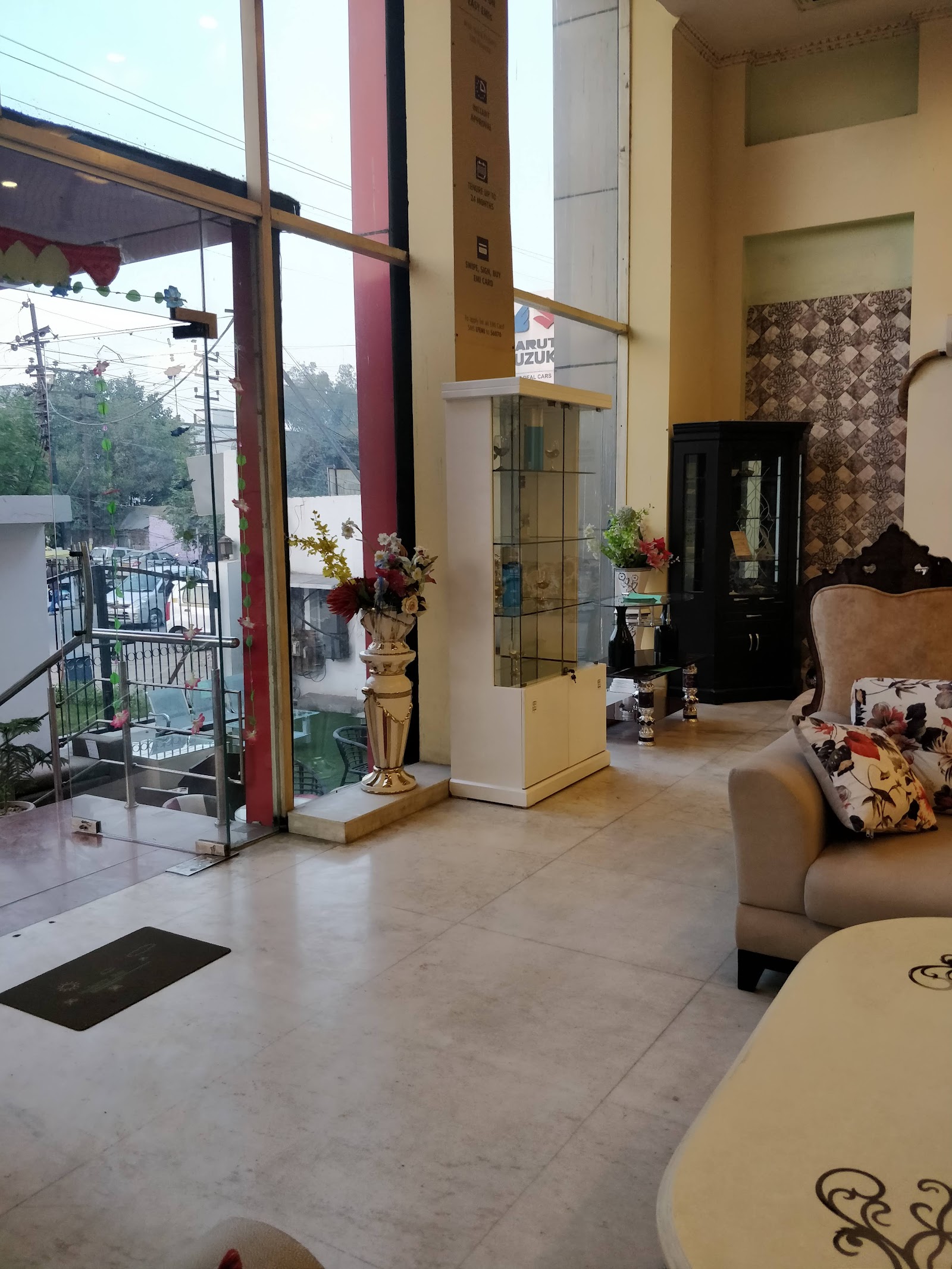 SMART HOME INTERIOR
