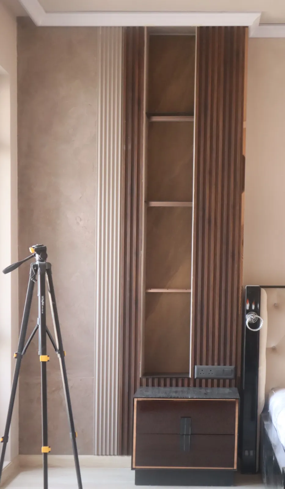ONTOLOG ARCHITECTS — interior design portfolio in Greater Noida