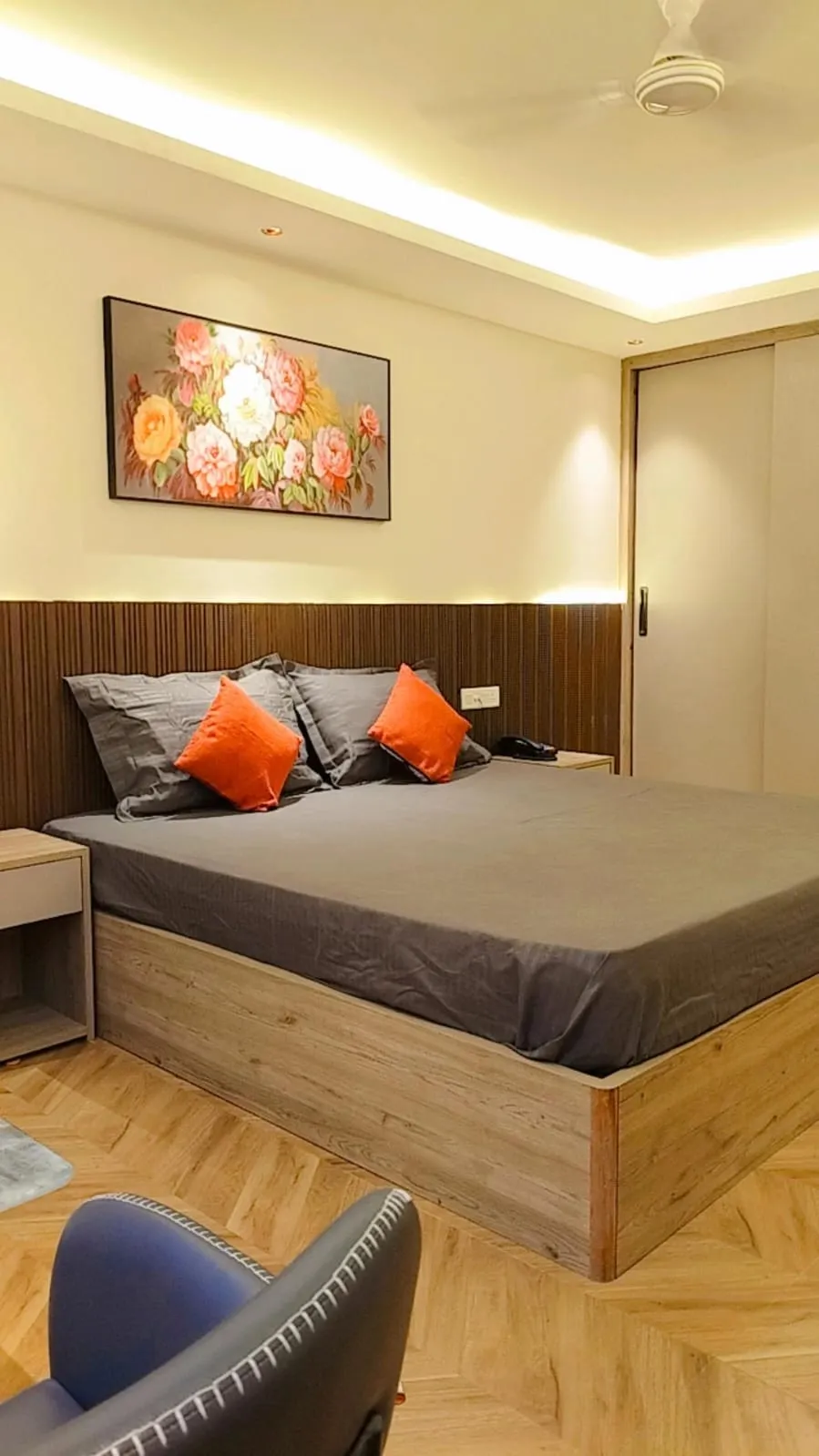 Casa Comforta Homestay Greater Noida — interior design portfolio in Greater Noida