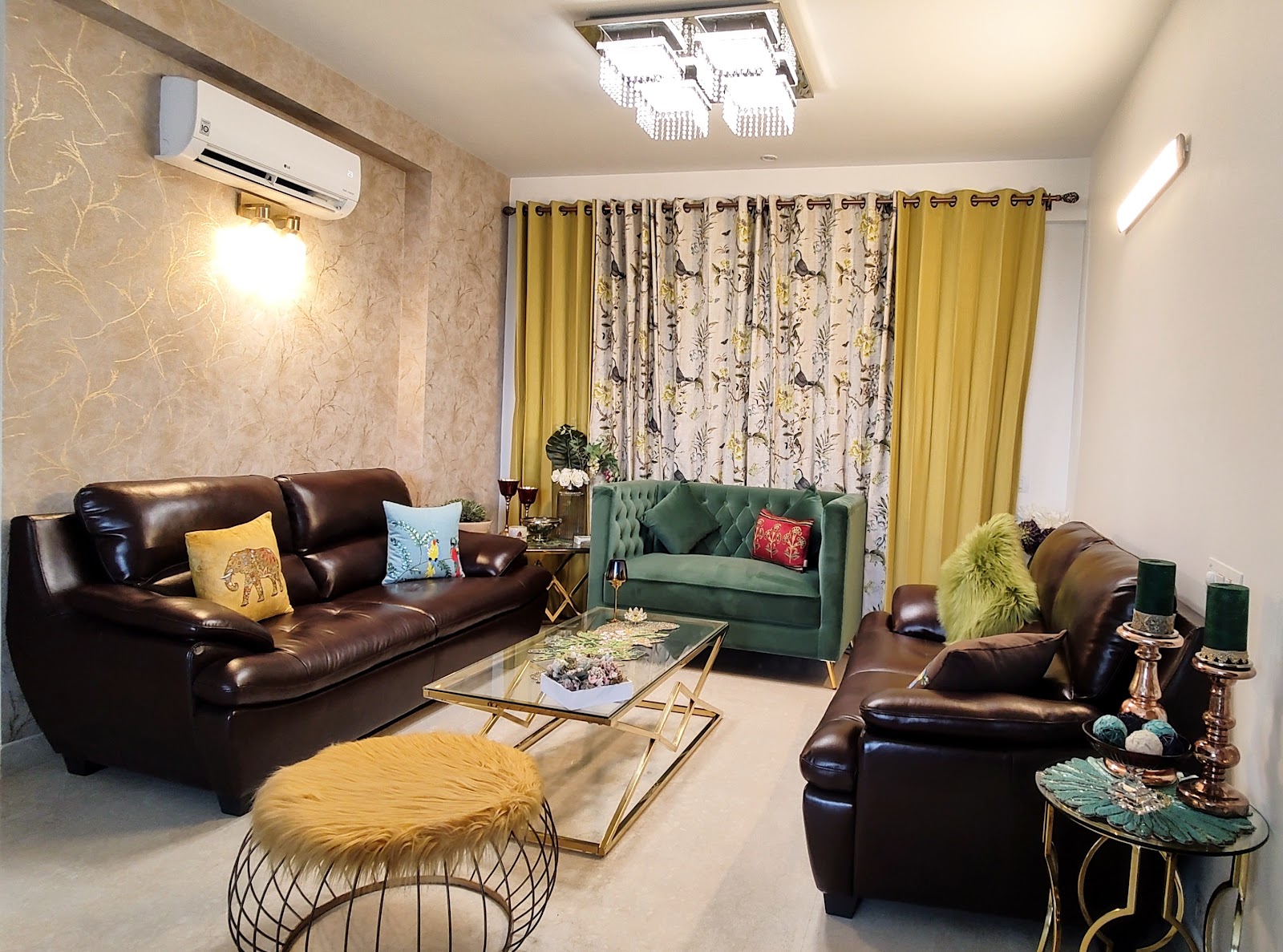 Decor rich interiors