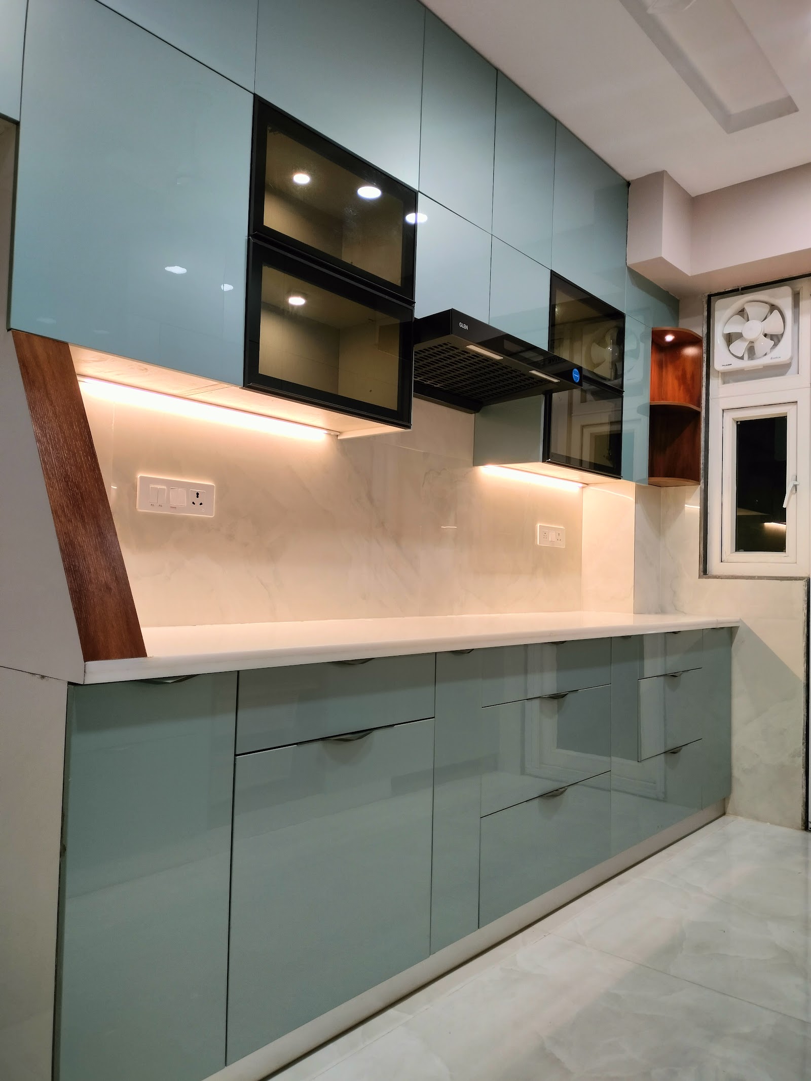 Decorate Interiors