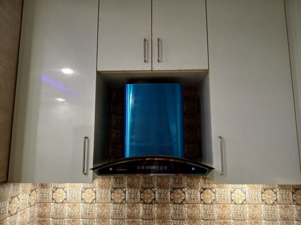 DECOR & DESIGN