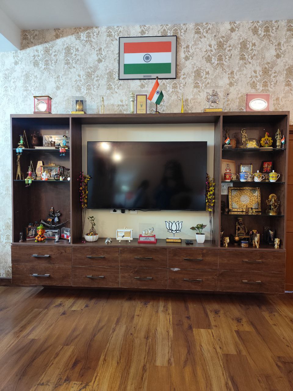 LivinHue — interior design portfolio in Gurgaon
