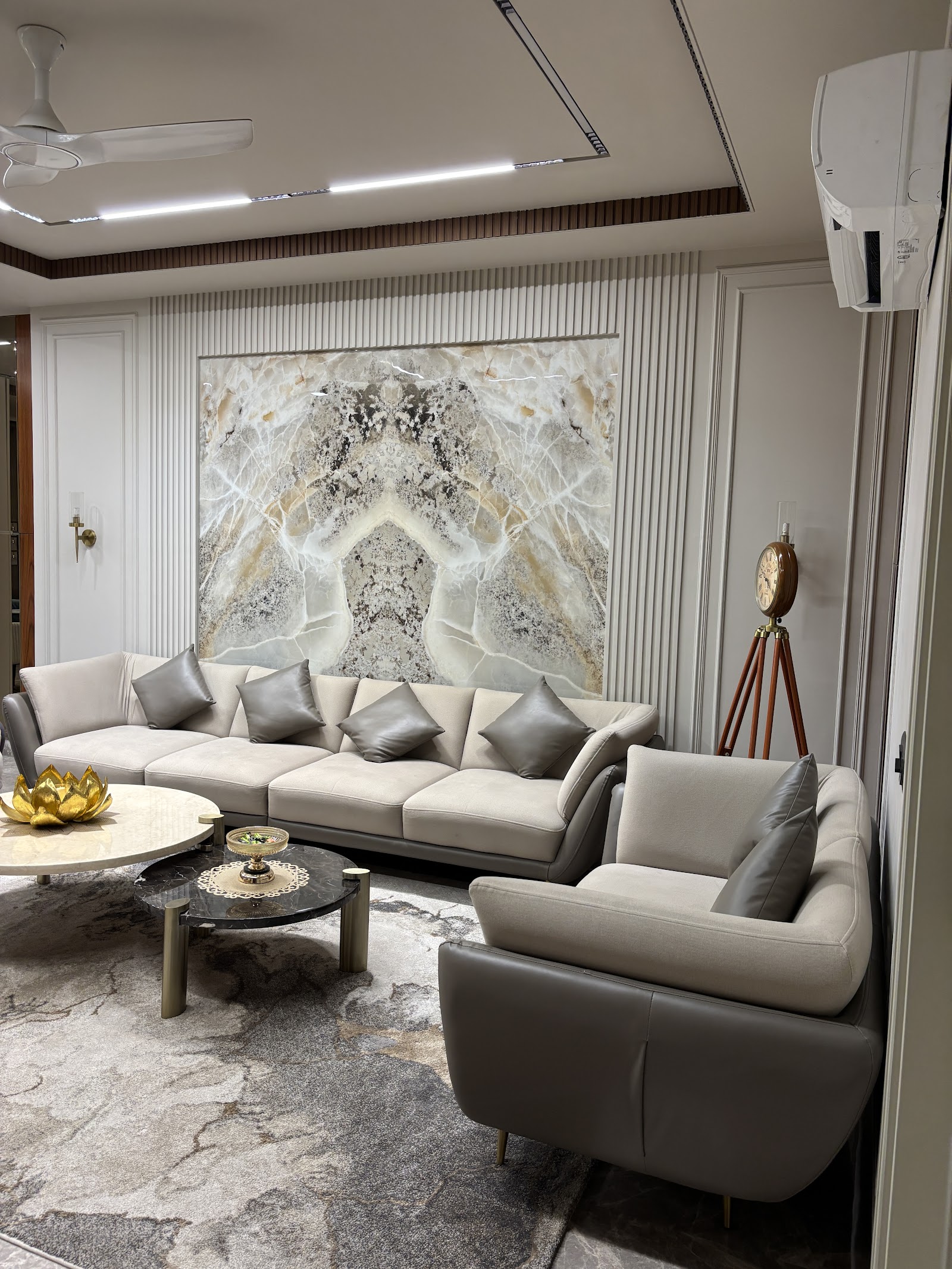 Aayaadi Designs — interior design portfolio in Gurgaon