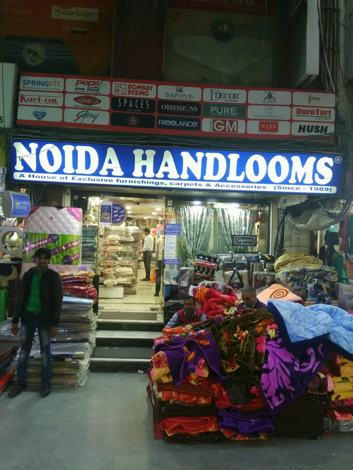 NOIDA HANDLOOMS. project 3